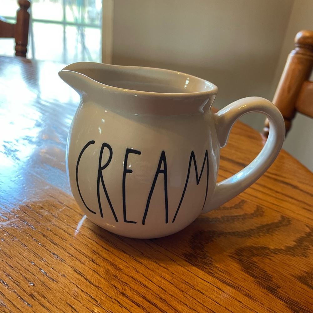 Rae Dunn, “Cream” creamer. Never used. Perfect condition!